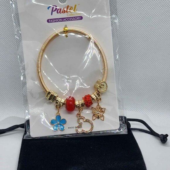 BRAND NEW  Fashion Jewelry  MICKEY Mouse Bracelet - Picture 4 of 4